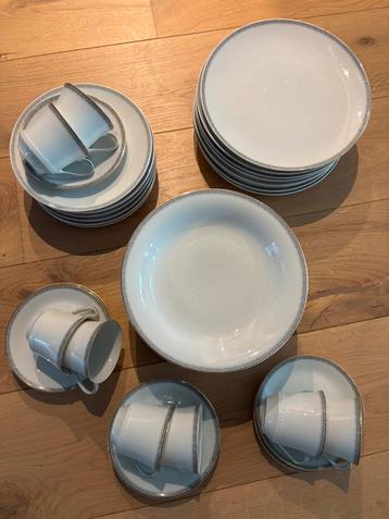 Servies Mitterteich Bavaria beschikbaar voor biedingen