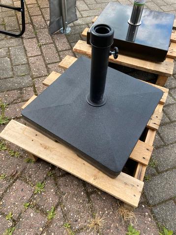 Parasolvoet 25 kilo beschikbaar voor biedingen