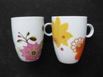 Fine Casa 2 kopjes, retro print, bloemen oranje paars geel, Ophalen of Verzenden, Zo goed als nieuw, Overige stijlen, Kop(pen) en/of Schotel(s)