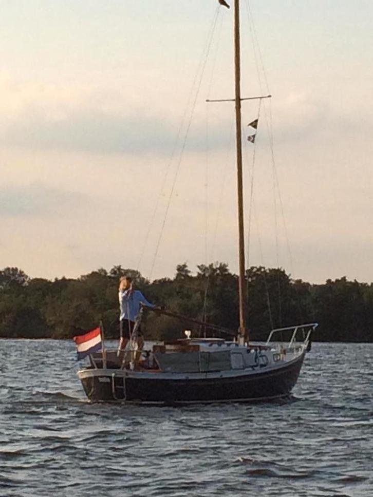 Dompkruiser 740, Watersport en Boten, Kajuitzeilboten en Zeiljachten, Gebruikt, Tourjacht of Cruiser, Staal, 6 tot 9 meter, Diesel