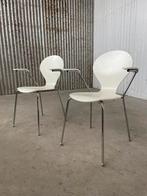 Aanbieding vintage Danerka stoelen design wit Deens 2x stoel, Huis en Inrichting, Twee, Ophalen of Verzenden, Wit