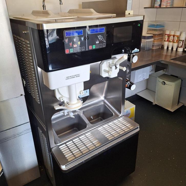 Carpigiani ijsmachine softijsmachine milkshakemachine, Witgoed en Apparatuur, IJsmachines, Gebruikt, Ophalen