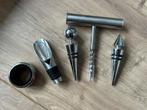 Complete Wijnset - Kurkentrekker, Schenktuit, Stoppers, Ophalen of Verzenden, Zo goed als nieuw