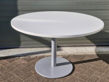 Pedrali vergadertafel / eetkamertafel rond 120cm wit  beschikbaar voor biedingen