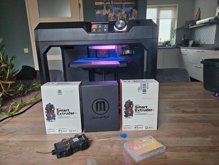 Makerbot Replicator 5th Gen - Defecte Extruders, Computers en Software, 3D Printers, Ophalen of Verzenden