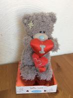 Me to you beetje staand met hartjes I love you zgan 20 cm, Verzamelen, Beren en Cherished Teddies, Stoffen beer, Ophalen of Verzenden