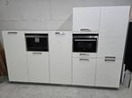 Te koop Complete  witte keuken met apparatenwand., Huis en Inrichting, Keuken | Complete keukens, Ophalen, Gebruikt, Wit, Hout