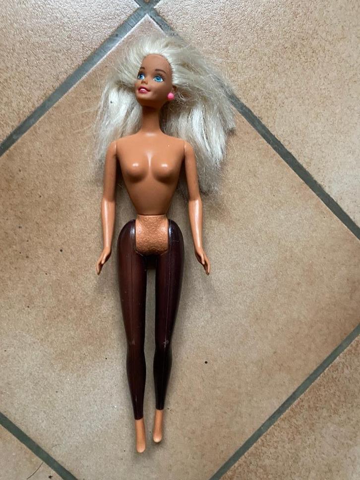 Barbie Ocean Friends benen veranderen van kleur ZG staat, Verzamelen, Poppen, Gebruikt, Pop, Verzenden