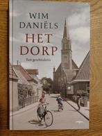 Wim Daniëls - Het dorp, Ophalen of Verzenden, Zo goed als nieuw, Wim Daniëls