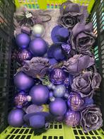 Paarse kerstballen en accessoires.krat vol, Ophalen, Zo goed als nieuw