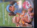 Prachtig poppen patronen boek in het duits, Verzamelen, Poppen, Ophalen of Verzenden, Zo goed als nieuw, Pop