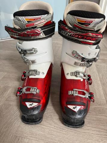 Nordica skischoen maat 42 beschikbaar voor biedingen