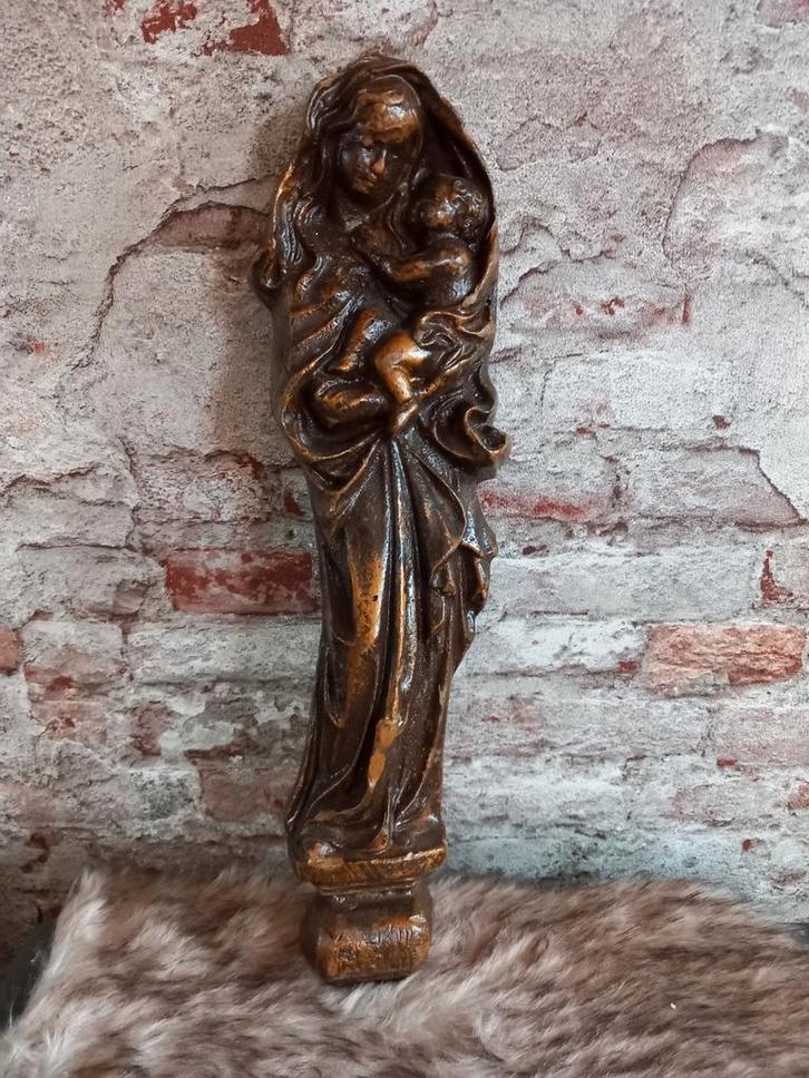 Oude brocante muurhanger Beeld Maria met Jezus, Antiek en Kunst, Antiek | Religie, Ophalen of Verzenden