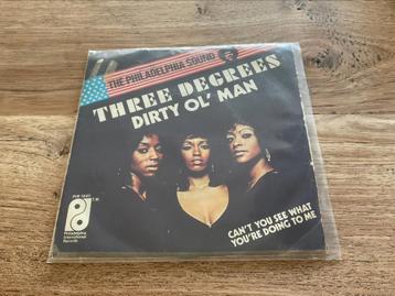 Three Degrees, Dirty ol’ man beschikbaar voor biedingen