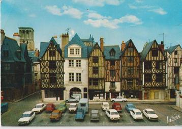 Frankrijk, Tours met auto's Renault 16, Peugeot 504 beschikbaar voor biedingen