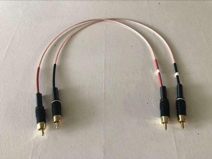 Interlink Teflon Zilver 50CM., Audio, Tv en Foto, Audiokabels en Televisiekabels, Zo goed als nieuw, Interlink-kabel, Minder dan 2 meter