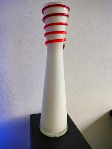 Italië Murano Style Vintage Glas Vaas Wit Rood Glasdraad '70 beschikbaar voor biedingen