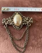 Vintage parel kraag broche, Ophalen of Verzenden, Zo goed als nieuw, Overige materialen