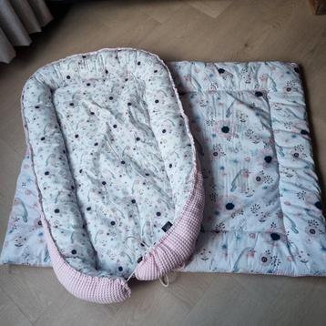 Babynestje en boxkleed handgemaakt beschikbaar voor biedingen