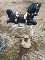 Hobbelpaard voor in de tuin op stalen veer, Ophalen, Gebruikt
