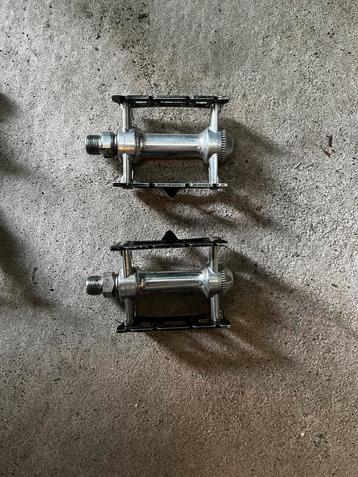 Nette MKS Sylvan pedalen beschikbaar voor biedingen