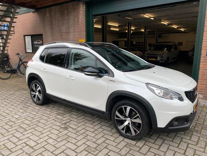 Peugeot 2008 GT-Line 130PK Panorama dak Clima 55748 km NAP !, Auto's, Peugeot, Bedrijf, ABS, Achteruitrijcamera, Airbags, Airconditioning