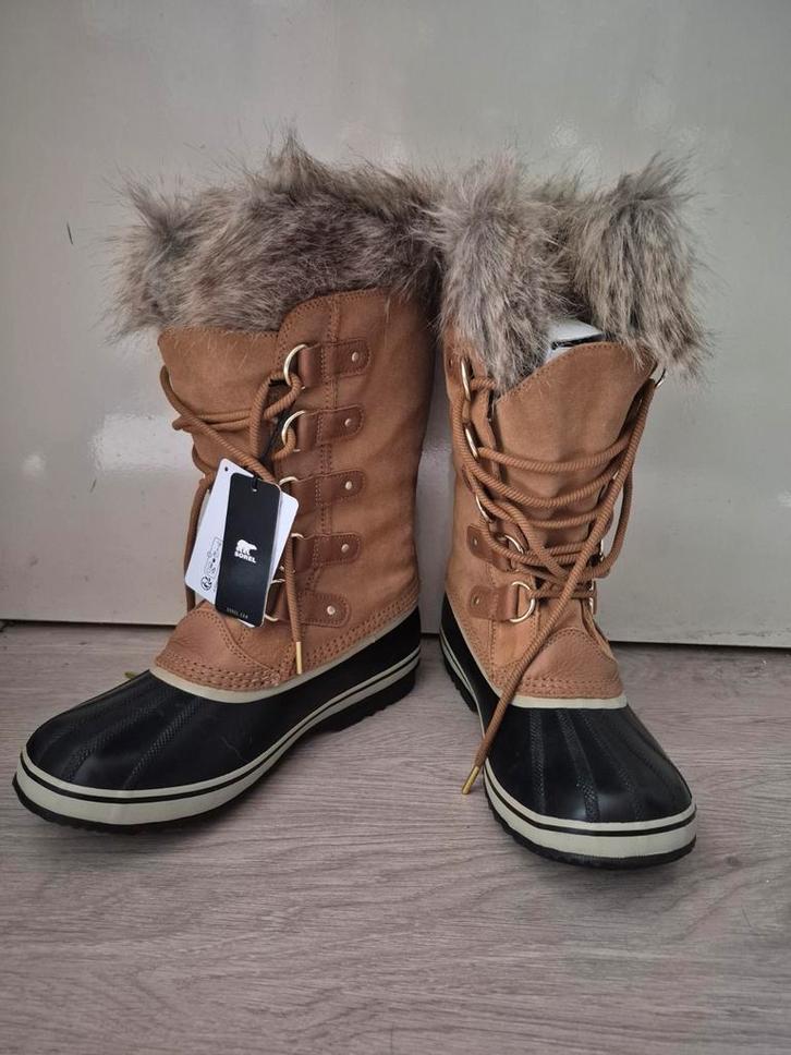 Nieuwe Sorel Joan of Arctic Snowboots - Maat 42 - Nieuwstaat, Kleding | Dames, Schoenen, Nieuw, Snowboots, Bruin, Ophalen of Verzenden