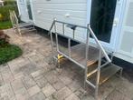 Opstap stacaravan 2 stuks, Caravans en Kamperen, Ophalen, Zo goed als nieuw
