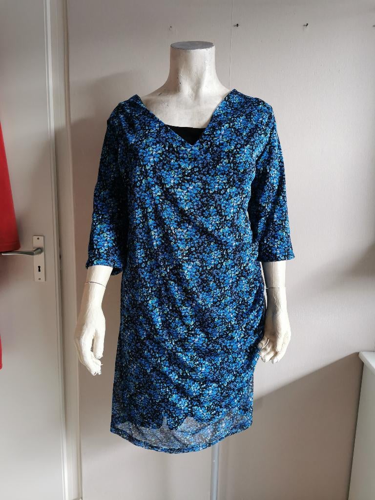 15 .. nieuwe jurk maat 2 xl, Ophalen of Verzenden, Nieuw, Blauw, Jurk