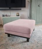 HOCKER (poef) van Torino., Zo goed als nieuw, Stof, Rechthoekig, 50 tot 75 cm