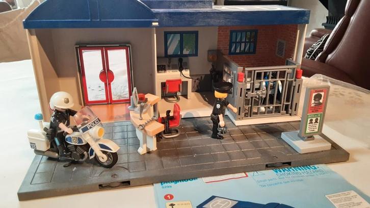 5299 Meeneemkoffer politieburo, Kinderen en Baby's, Speelgoed | Playmobil, Zo goed als nieuw, Complete set, Ophalen of Verzenden
