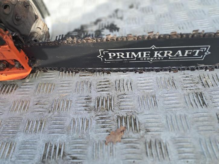 Benzine kettingzaag, Tuin en Terras, Hand-tuingereedschap, Gebruikt, Overige soorten, Ophalen