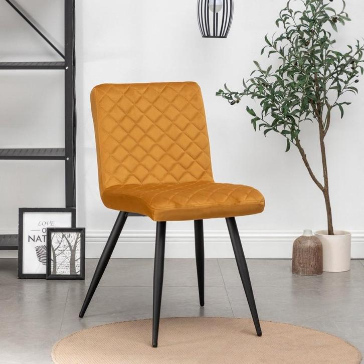 Eetkamerstoelen Bastion - Geel - Metaalpoot - Fluweel - SET9, Huis en Inrichting, Stoelen, Nieuw, Vijf, Zes of meer stoelen, Kunststof