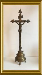 Oud staand koperen kruis, Antiek en Kunst, Antiek | Religie, Ophalen of Verzenden