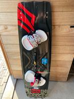 Naish MEGA 132 x 40 2015, Watersport en Boten, Kitesurfen, Twintip, Ophalen of Verzenden, Gebruikt, 4 m² of minder