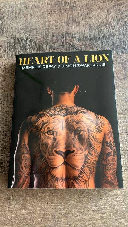 Simon Zwartkruis - Heart of a lion, Boeken, Biografieën, Zo goed als nieuw, Sport, Verzenden