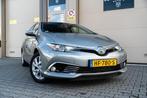 Toyota Auris 1.8 Hybrid Executive DEALERONDERHOUDEN, 65 €/maand, 28 km/l, Gebruikt, 4 cilinders