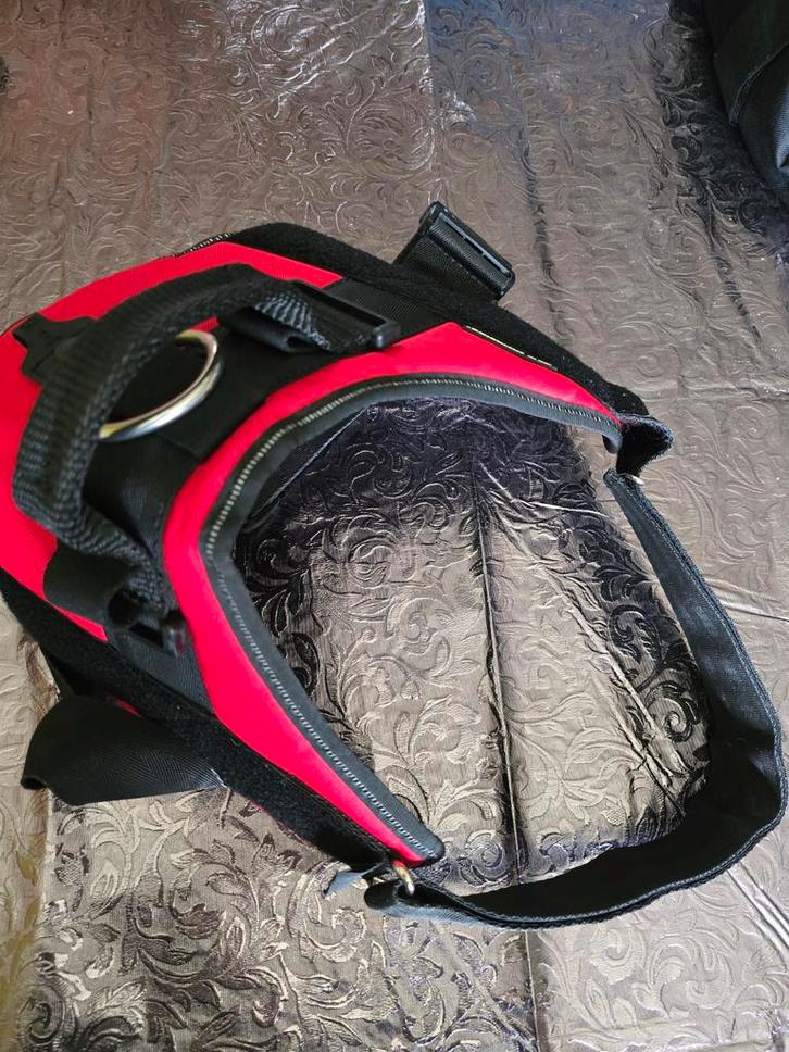 In zeer nette staat,  Julius K9 tuig, Dieren en Toebehoren, Hondenriemen, Zo goed als nieuw, Hondenriem-accessoire, Ophalen of Verzenden
