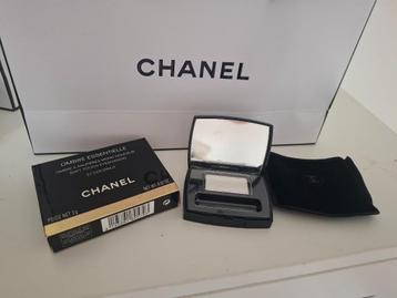 Nieuwe oogschaduw van chanel (advr 336) beschikbaar voor biedingen
