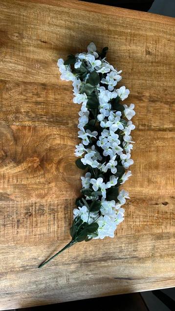 Kunstbloemen/guirlandes met grondpen (2 stuks) beschikbaar voor biedingen