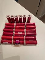 24 klosje rood garen Dirma, Hobby en Vrije tijd, Naaien en Fournituren, Ophalen of Verzenden, Zo goed als nieuw, Garen of Naald(en)