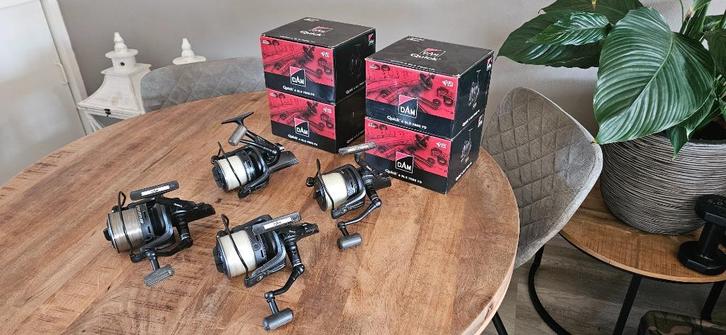 TE KOOP 4x DAM QUICK 6 SLS 7000 FD, Watersport en Boten, Hengelsport | Karpervissen, Gebruikt, Molen, Ophalen of Verzenden