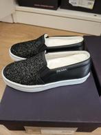 Prada slip on, Kinderen en Baby's, Schoenen, Nieuw, Prada, Ophalen of Verzenden