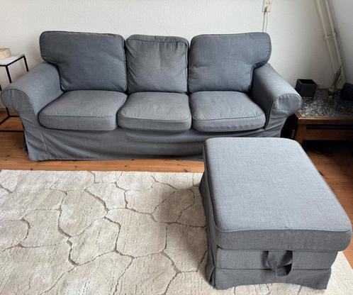 IKEA Ektorp 3 zits bank incl. hocker poef grijs stof, Huis en Inrichting, Banken | Bankstellen, Zo goed als nieuw, Rechte bank