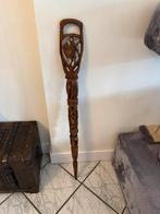 Fraaie vintage hout gestoken wandelstok, Ophalen of Verzenden, Zo goed als nieuw