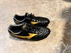 Mizuno voetbalschoenen, Maat XS of kleiner, Ophalen, Zo goed als nieuw, Schoenen