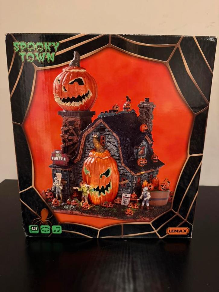 Lemax spooky town the mad pumpkin kerst, Diversen, Kerst, Zo goed als nieuw, Verzenden