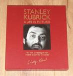Stanley Kubrick - A Life in Pictures boxset - Boek + dvd, Boeken, Ophalen, Zo goed als nieuw