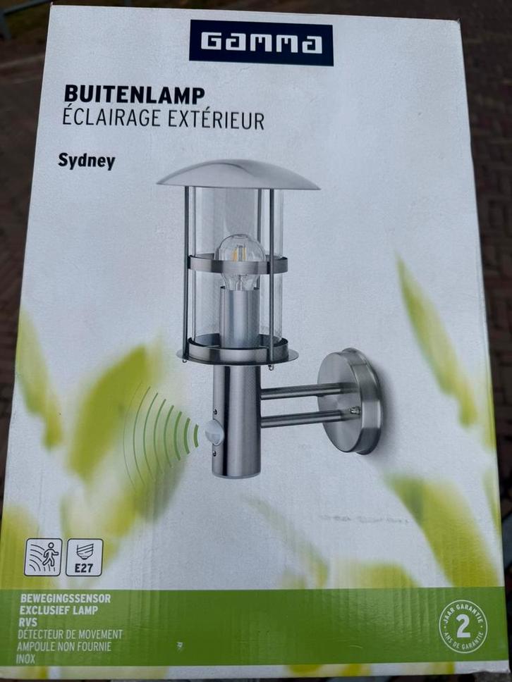 Buitenlamp Sydney beweging nieuw, Tuin en Terras, Buitenverlichting, Nieuw, Wandlamp, Rvs, Minder dan 50 watt, Netvoeding, Licht-donker-sensor