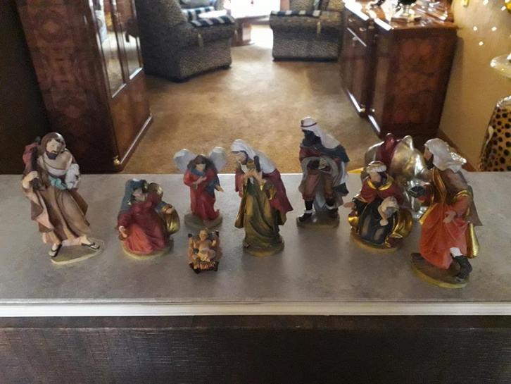 Mooie complete kerstgroep 28cm hoog., Diversen, Kerst, Ophalen